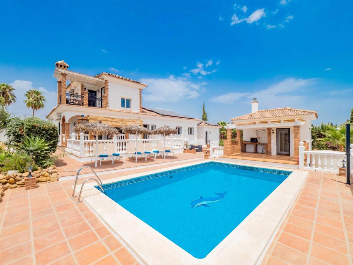 Blanca Malaga Private Heated Pool *